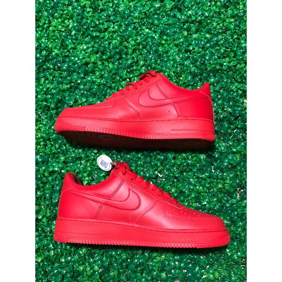 Air Force 1 Low '07 LV8 1 Triple Red CW6999-600 New With Box - Picture 2 of 11